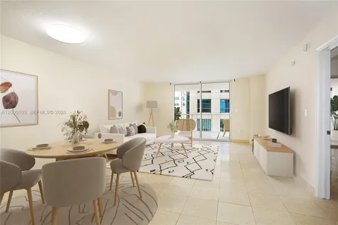 1200 Brickell Bay Drive Miami FL 33131