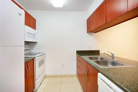 1200 Brickell Bay Drive Miami FL 33131