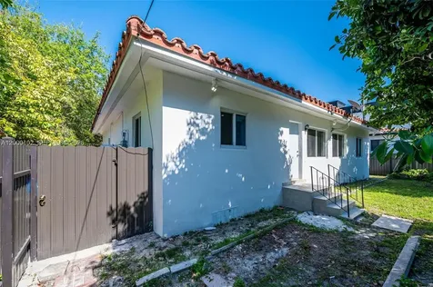 330 SW 27th Road Miami FL 33129