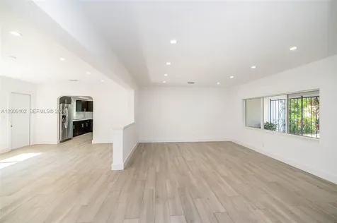 330 SW 27th Road Miami FL 33129
