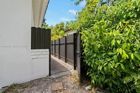 330 SW 27th Road Miami FL 33129