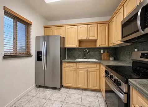 160 Royal Palm Road Hialeah Gardens FL 33016