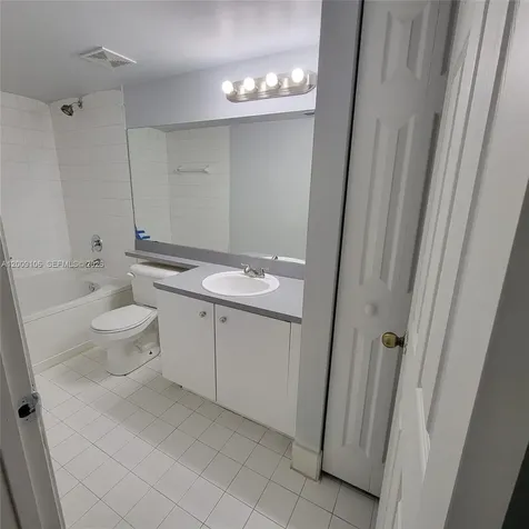 711 SW 111th Way Pembroke Pines FL 33025