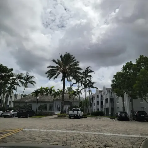 711 SW 111th Way Pembroke Pines FL 33025