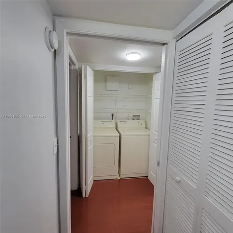 711 SW 111th Way Pembroke Pines FL 33025