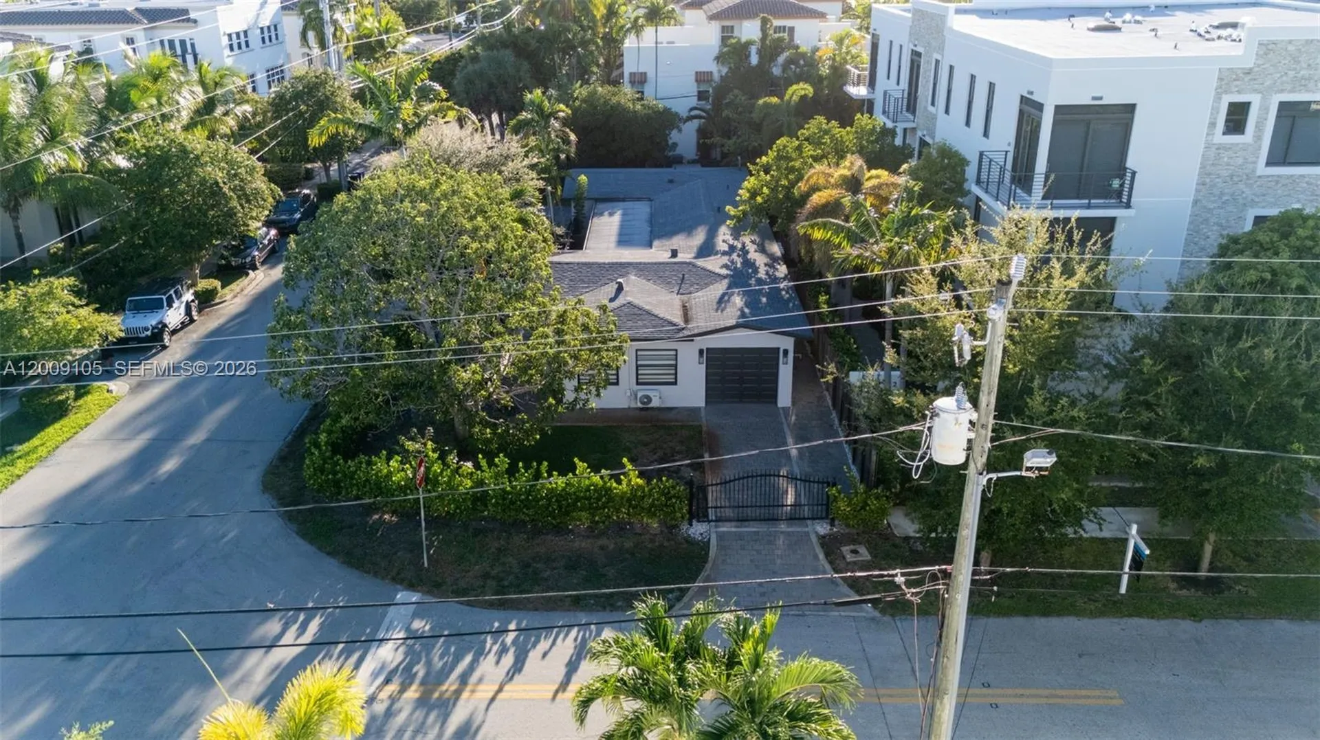 1615 NE 9th Street Fort Lauderdale FL 33304