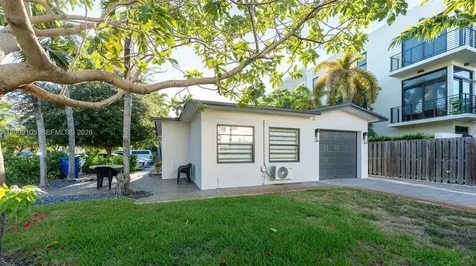 1615 NE 9th Street Fort Lauderdale FL 33304