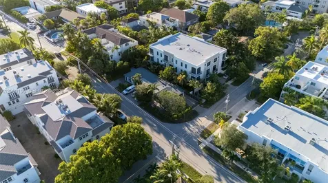1615 NE 9th Street Fort Lauderdale FL 33304
