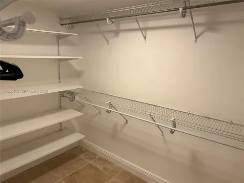 6039 Collins Avenue Miami Beach FL 33140