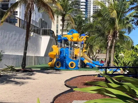 6039 Collins Avenue Miami Beach FL 33140