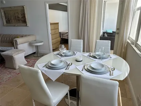 6039 Collins Avenue Miami Beach FL 33140