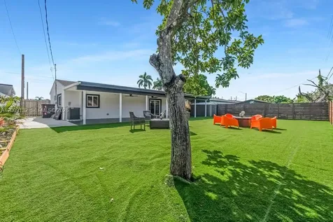 6941 Sheridan Street Hollywood FL 33024