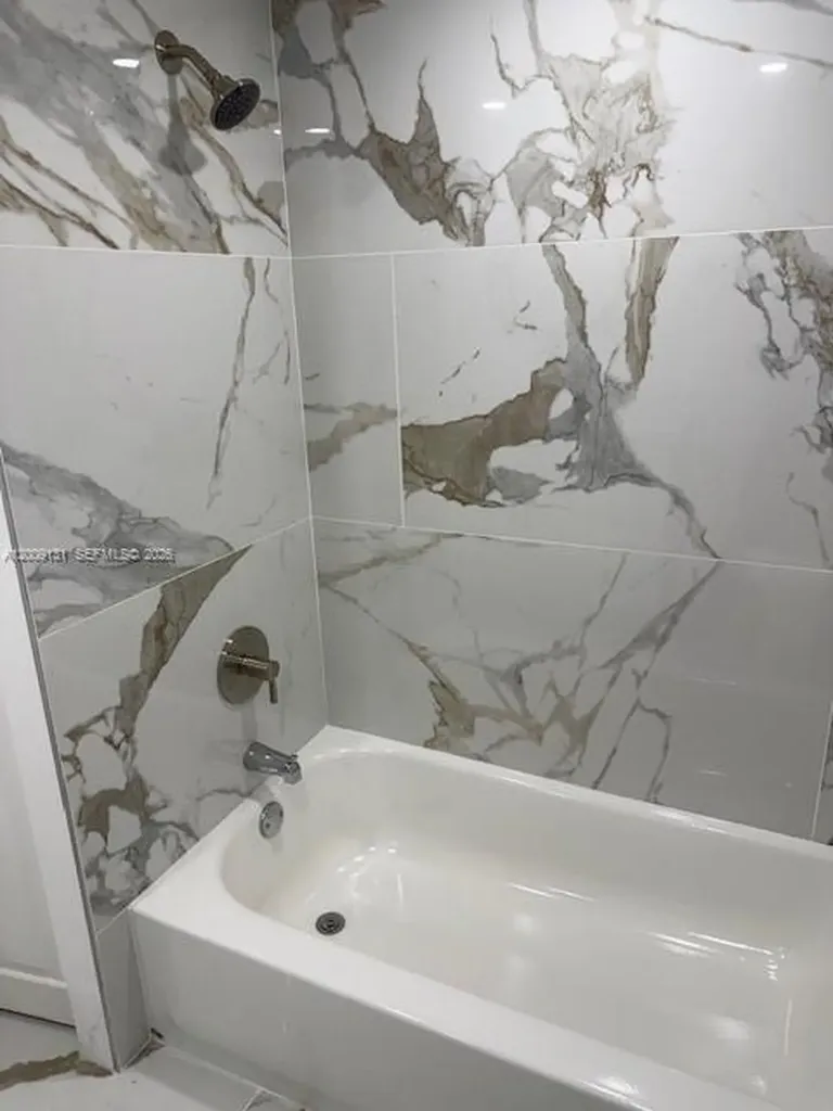 1901 S Ocean Drive Hollywood FL 33019