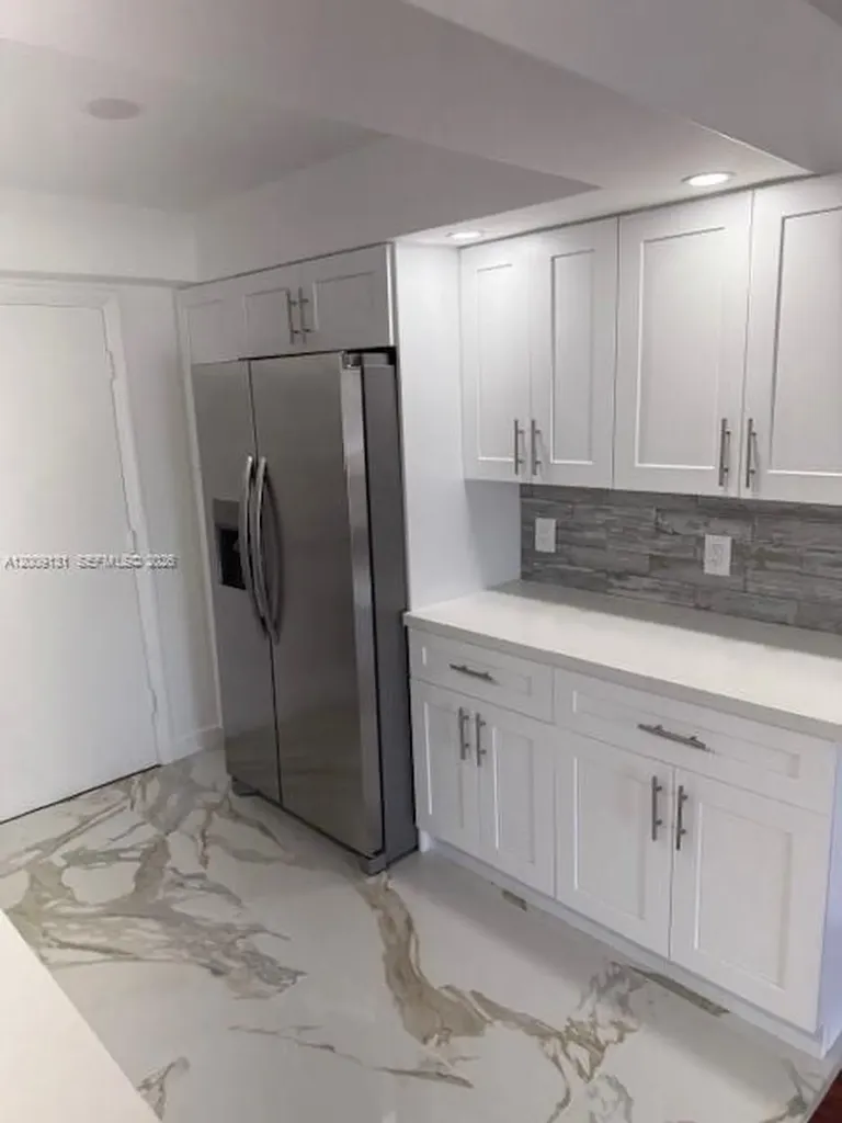 1901 S Ocean Drive Hollywood FL 33019