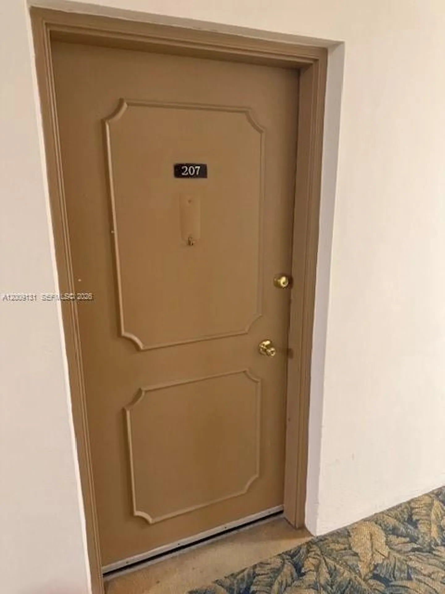 1901 S Ocean Drive Hollywood FL 33019
