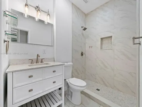 704 SE 14th Place Homestead FL 33033