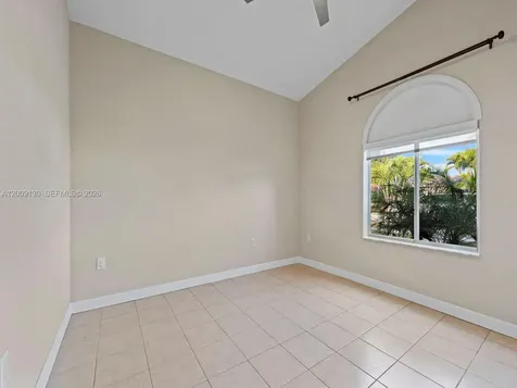 704 SE 14th Place Homestead FL 33033