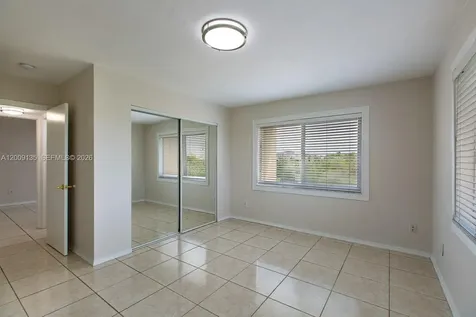 8101 Camino Real Miami FL 33143