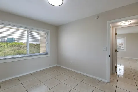 8101 Camino Real Miami FL 33143