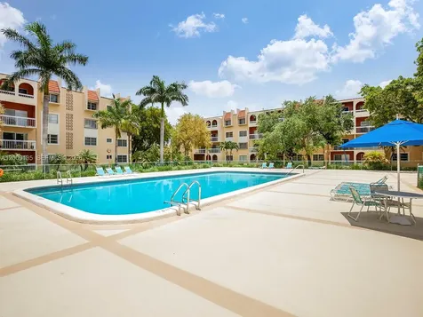 8101 Camino Real Miami FL 33143