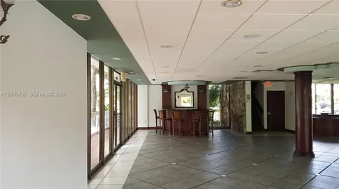 8101 Camino Real Miami FL 33143