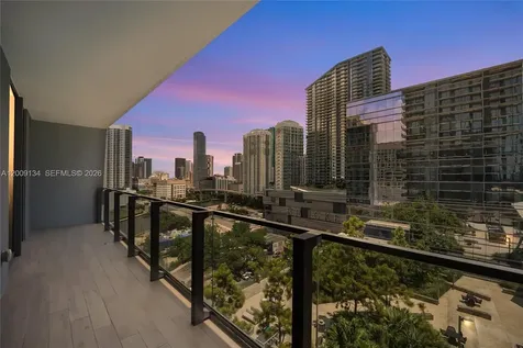 88 SW 7th Street Miami FL 33130