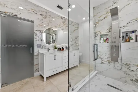 1033 NE 35th Avenue Homestead FL 33033