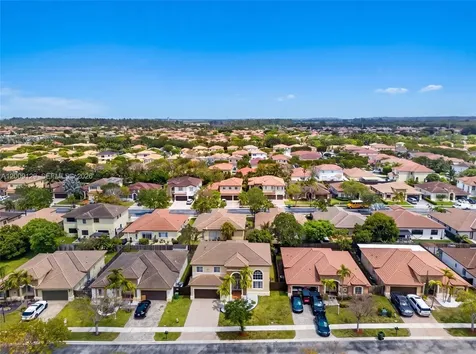 1033 NE 35th Avenue Homestead FL 33033