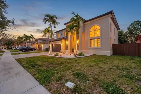 1033 NE 35th Avenue Homestead FL 33033