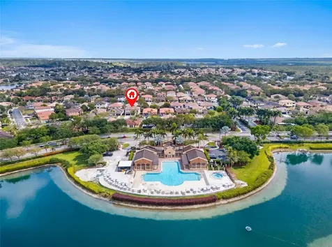 1033 NE 35th Avenue Homestead FL 33033