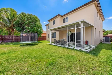 1033 NE 35th Avenue Homestead FL 33033