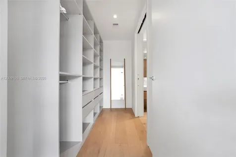 8701 Collins Avenue Miami Beach FL 33154