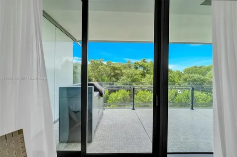 8701 Collins Avenue Miami Beach FL 33154