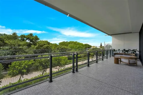 8701 Collins Avenue Miami Beach FL 33154