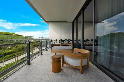 8701 Collins Avenue Miami Beach FL 33154