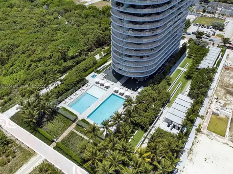 8701 Collins Avenue Miami Beach FL 33154