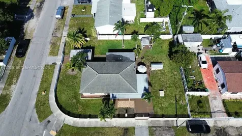 8200 NW 31st Avenue Miami FL 33147