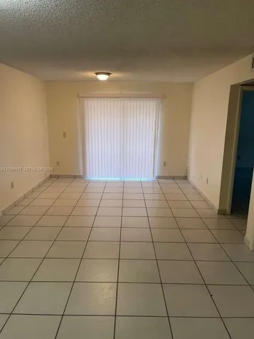 9712 Hammocks Boulevard Miami FL 33196