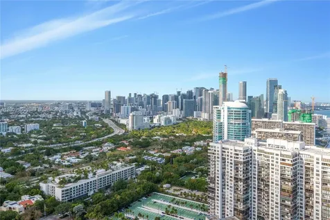 175 SE 25 Road Miami FL 33129