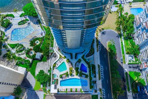 175 SE 25 Road Miami FL 33129
