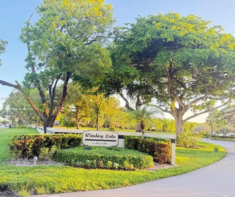 10016 Winding Lake Road Sunrise FL 33351