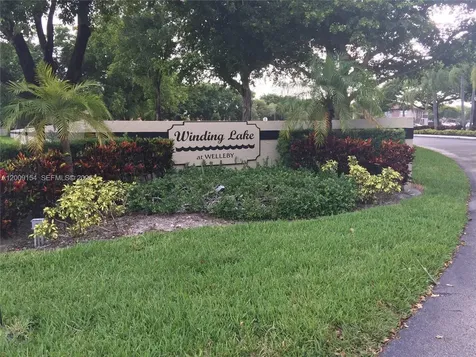 10016 Winding Lake Road Sunrise FL 33351