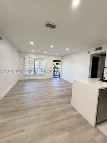 10016 Winding Lake Road Sunrise FL 33351
