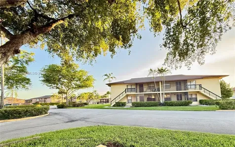 10016 Winding Lake Road Sunrise FL 33351