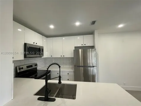 10016 Winding Lake Road Sunrise FL 33351