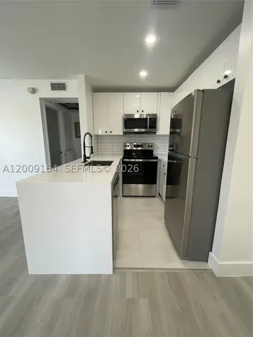 10016 Winding Lake Road Sunrise FL 33351
