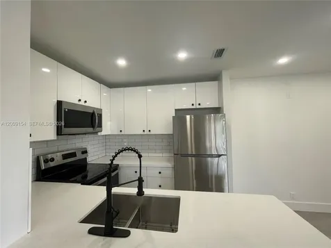 10016 Winding Lake Road Sunrise FL 33351