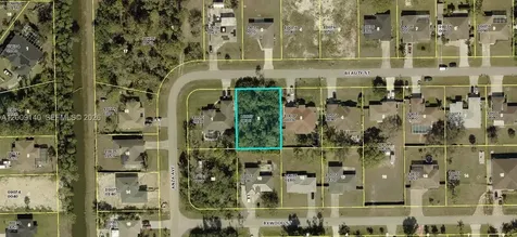 5217 Beauty Street Lehigh Acres FL 33971