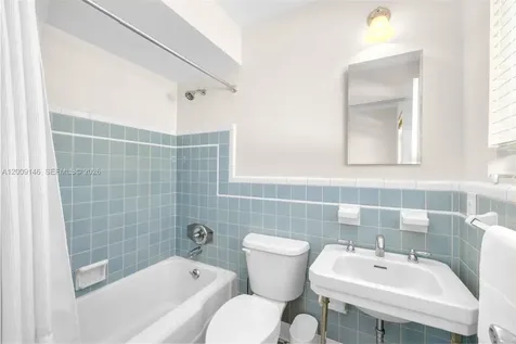 4340 Pine Tree Drive Miami Beach FL 33140