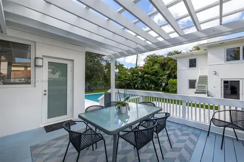 4340 Pine Tree Drive Miami Beach FL 33140